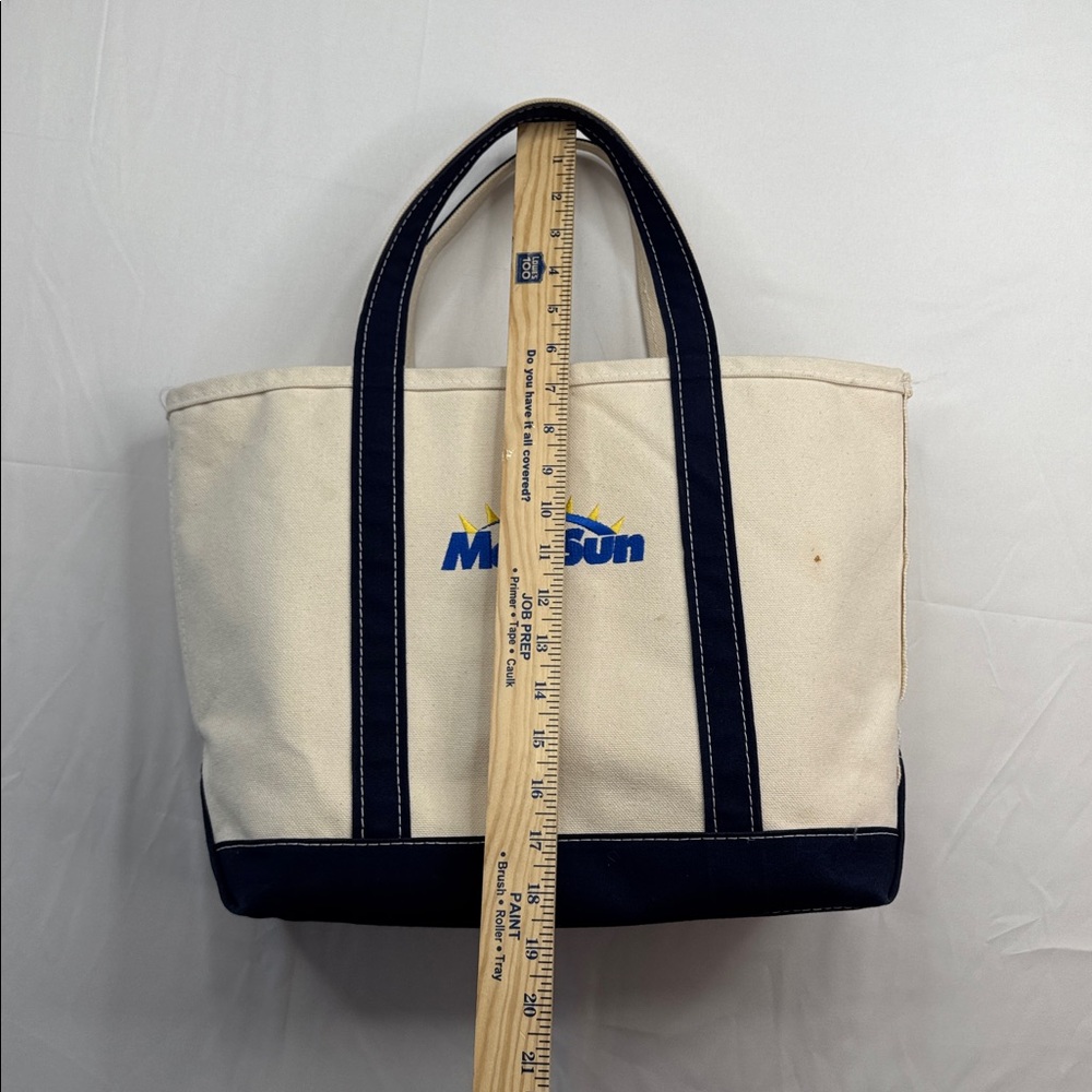LL Bean Boat Tote with a company logo called medsun has a small spot (see photo) - Picture 5 of 10